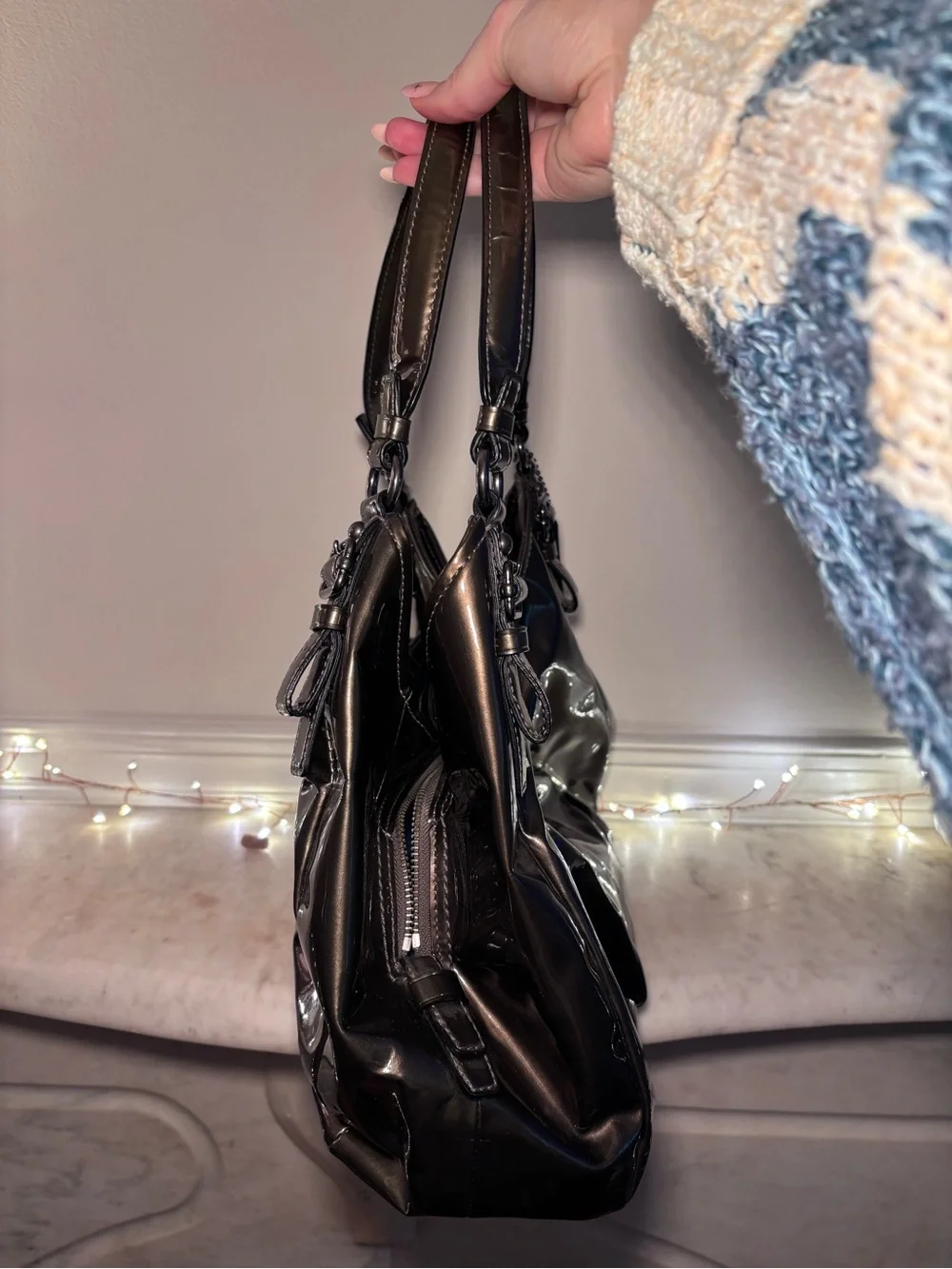 Coach 2000s Madison Maggie Patent Leather Hobo